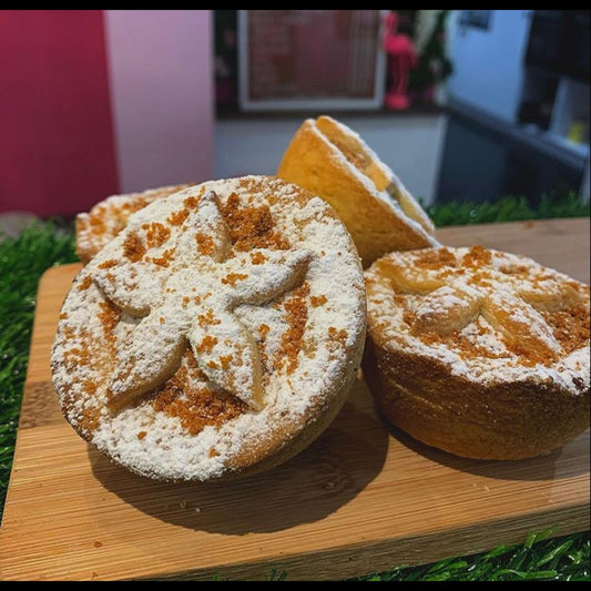 Traditional or Lotus biscoff Mince Pies Pre-Order box of 6 £8 (both VEGAN)